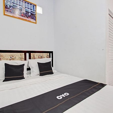 RedDoorz Syariah near Alun Alun Balai Kota Tegal Hotel Luaran gambar