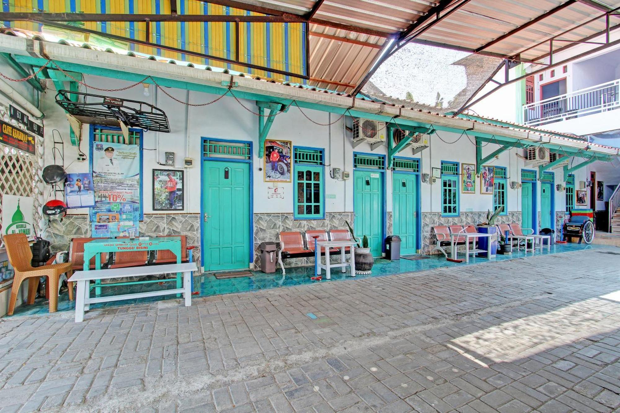 RedDoorz Syariah near Alun Alun Balai Kota Tegal Hotel Luaran gambar